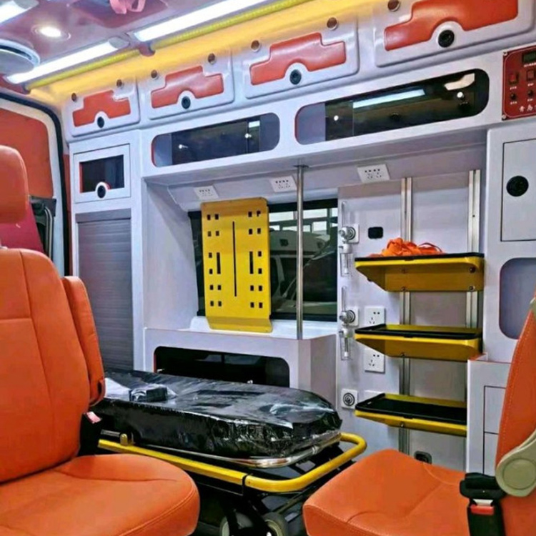 丰顺长途救护车护送病人租赁价格